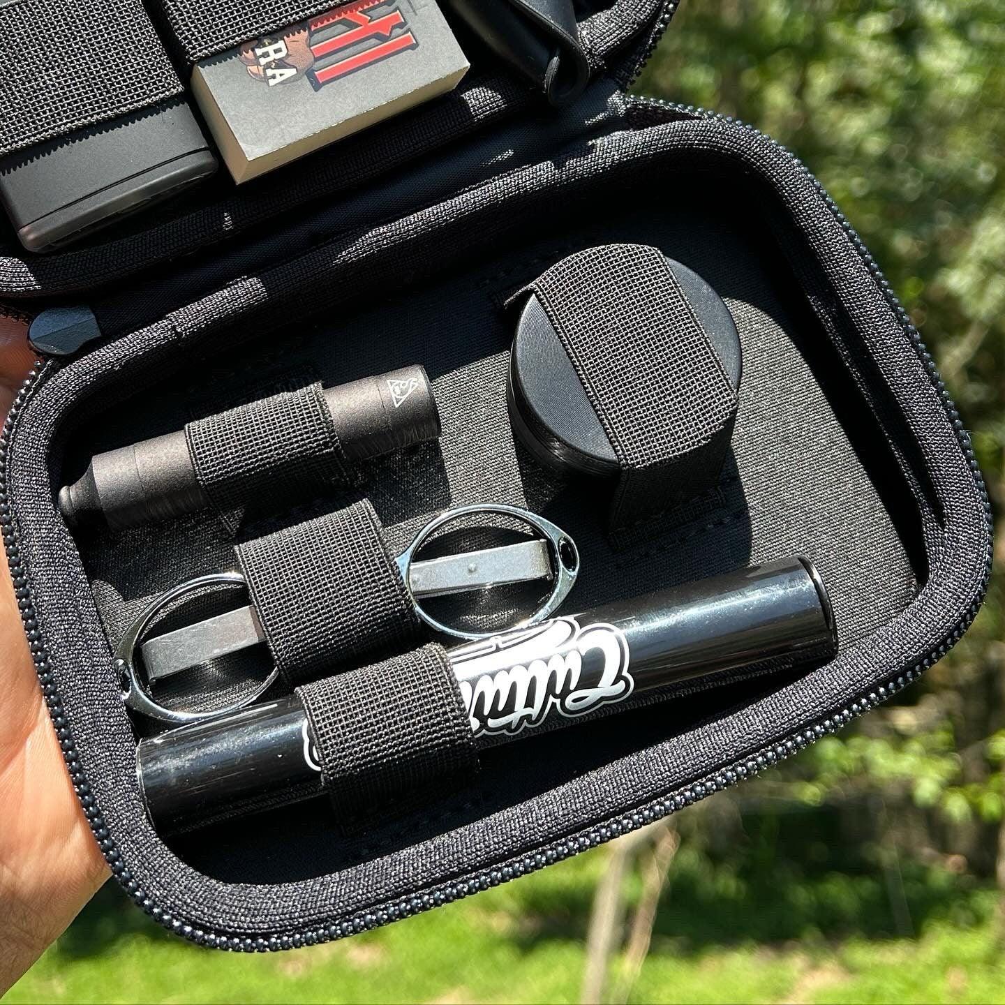 Black Smoke Kit – Classic Puff black case