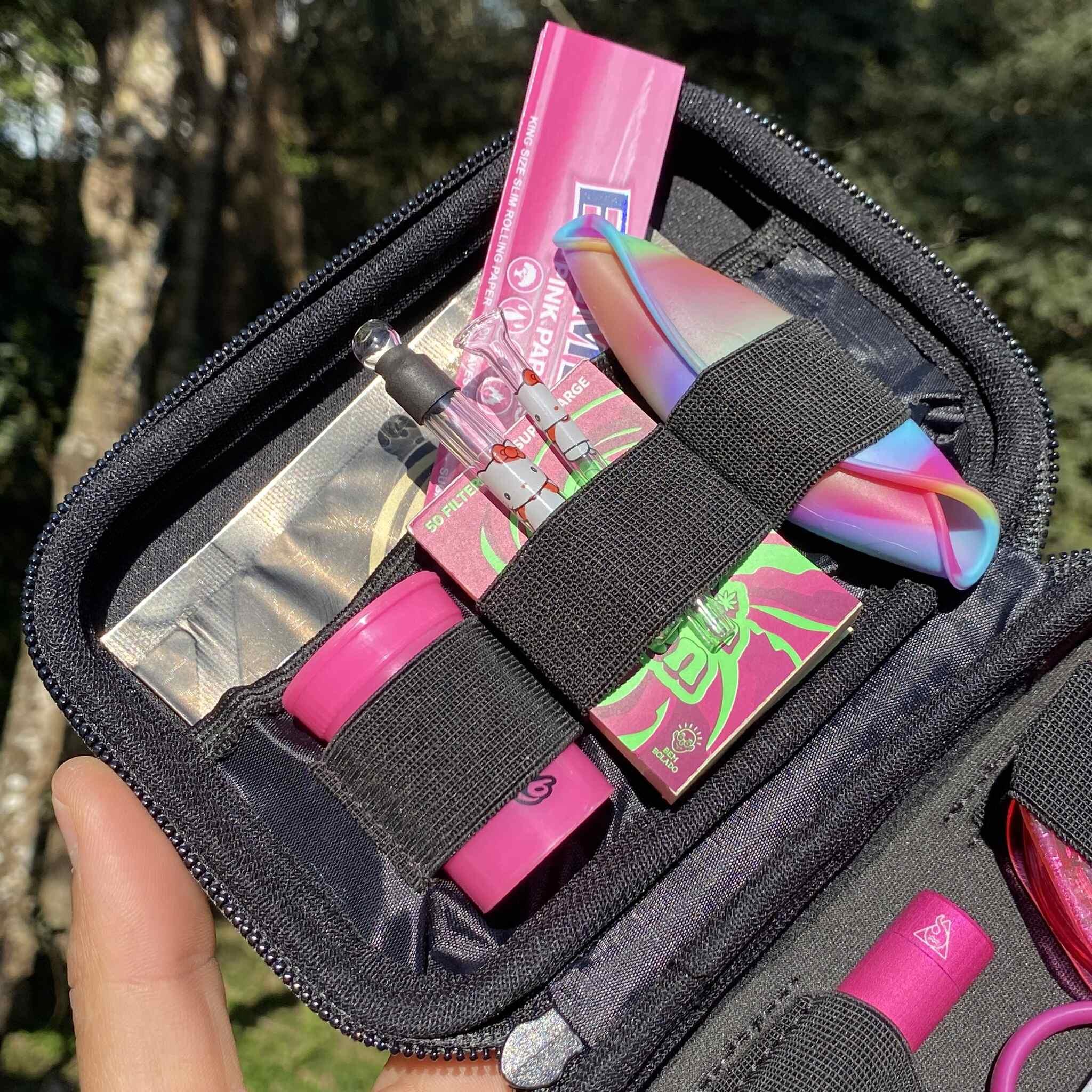 Pink Moon Kit – Classic Puff black case