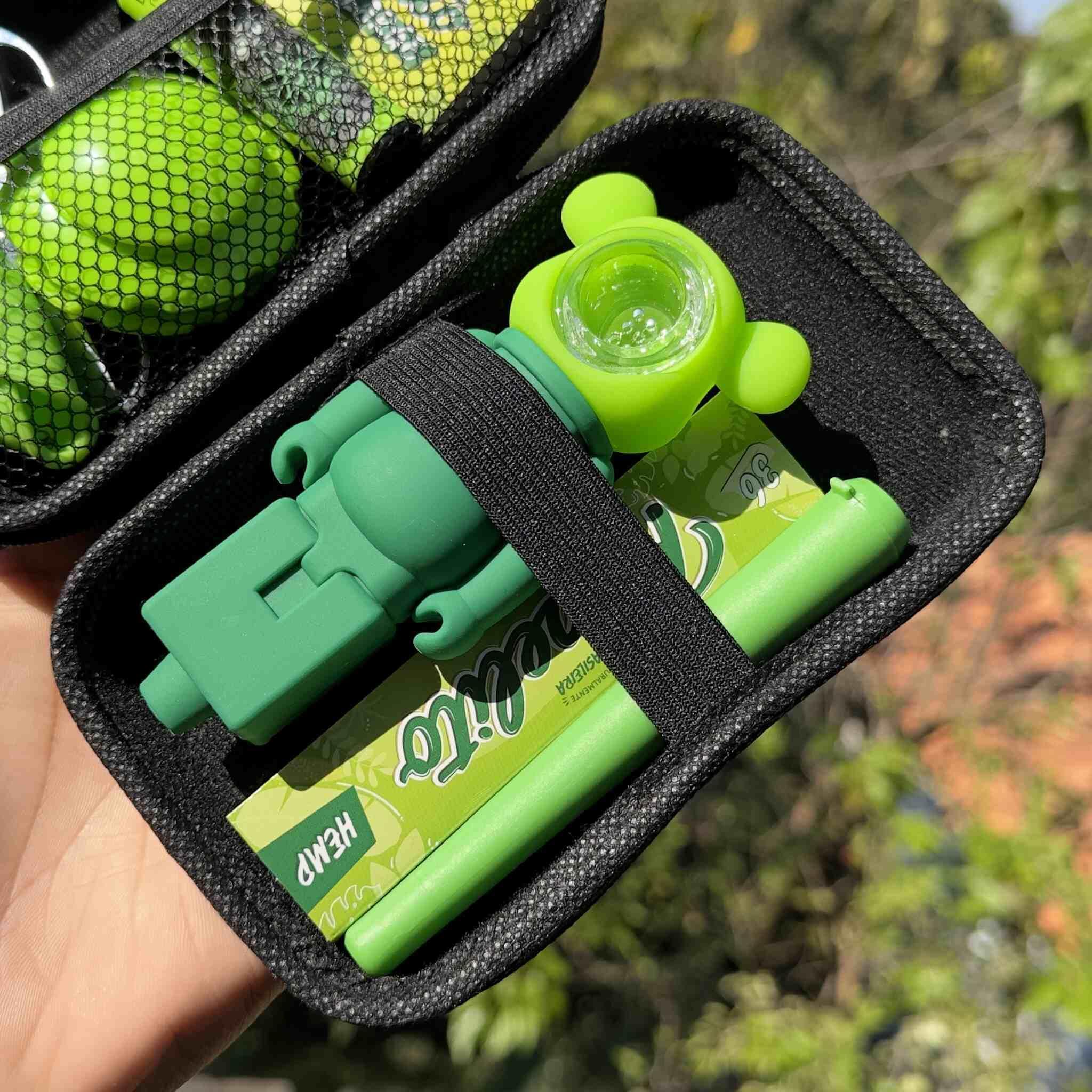 Green Aliens Kit