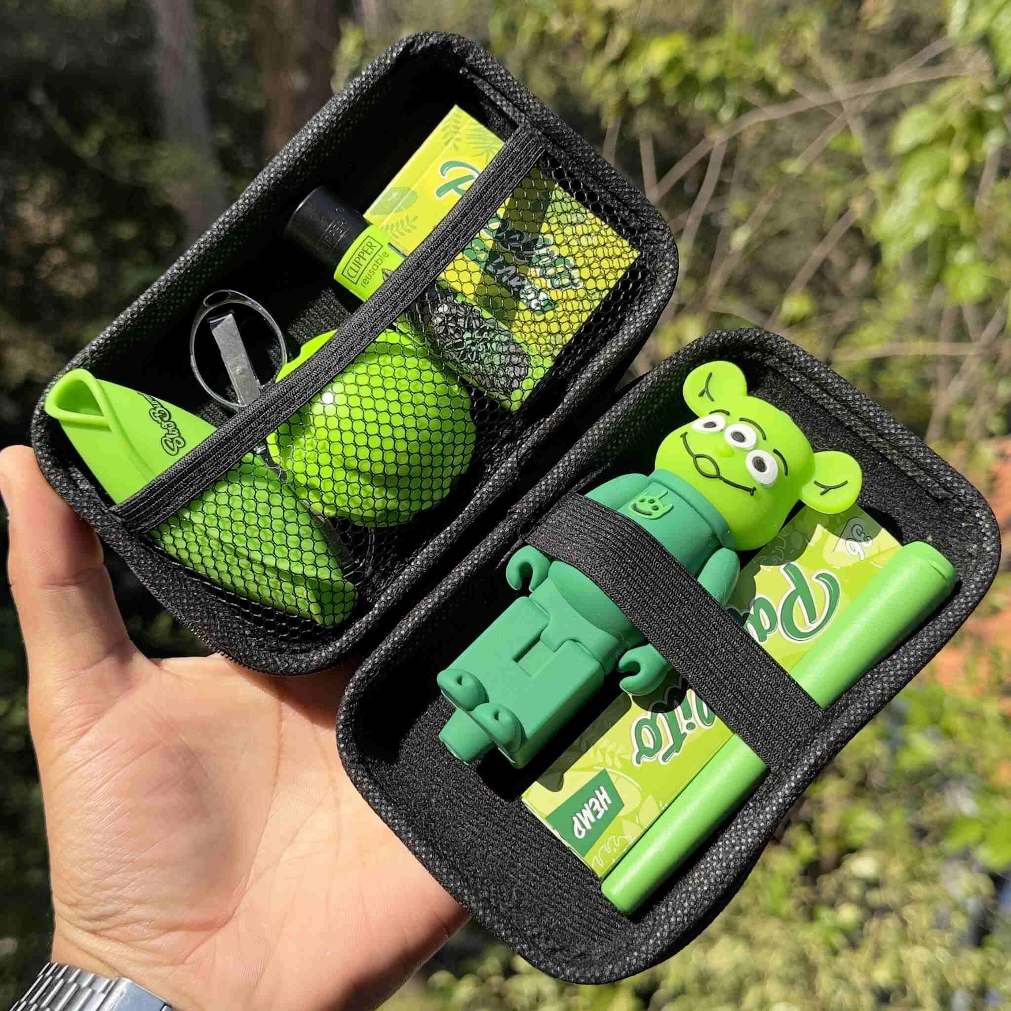 Green Aliens Kit