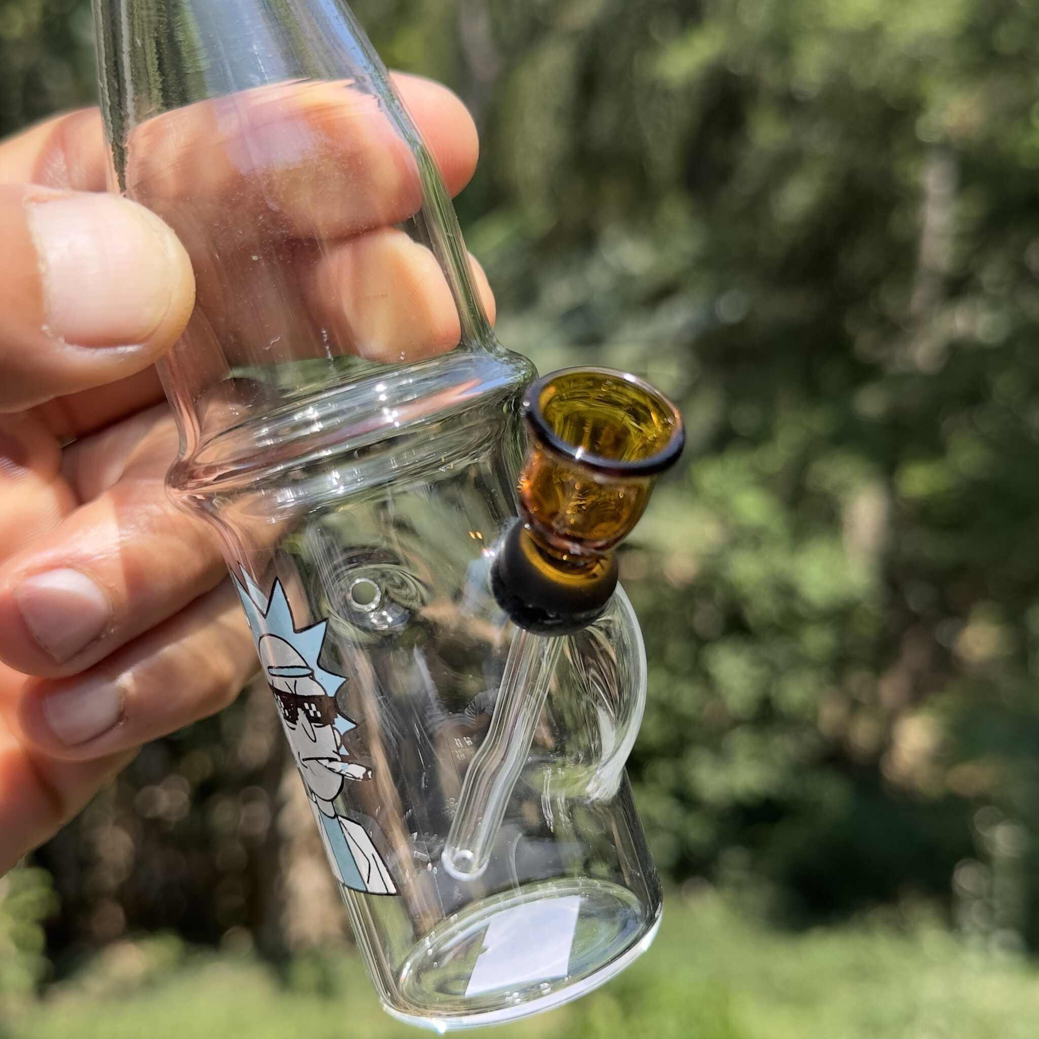 Rick bottle glass bong – amber