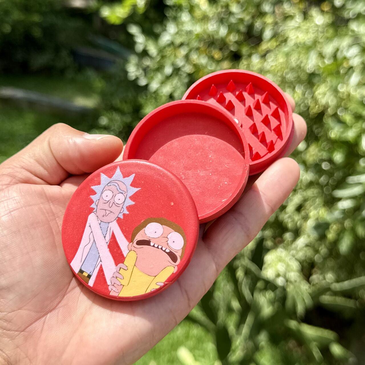 Rick and Morty Coconut Grinder – Red
