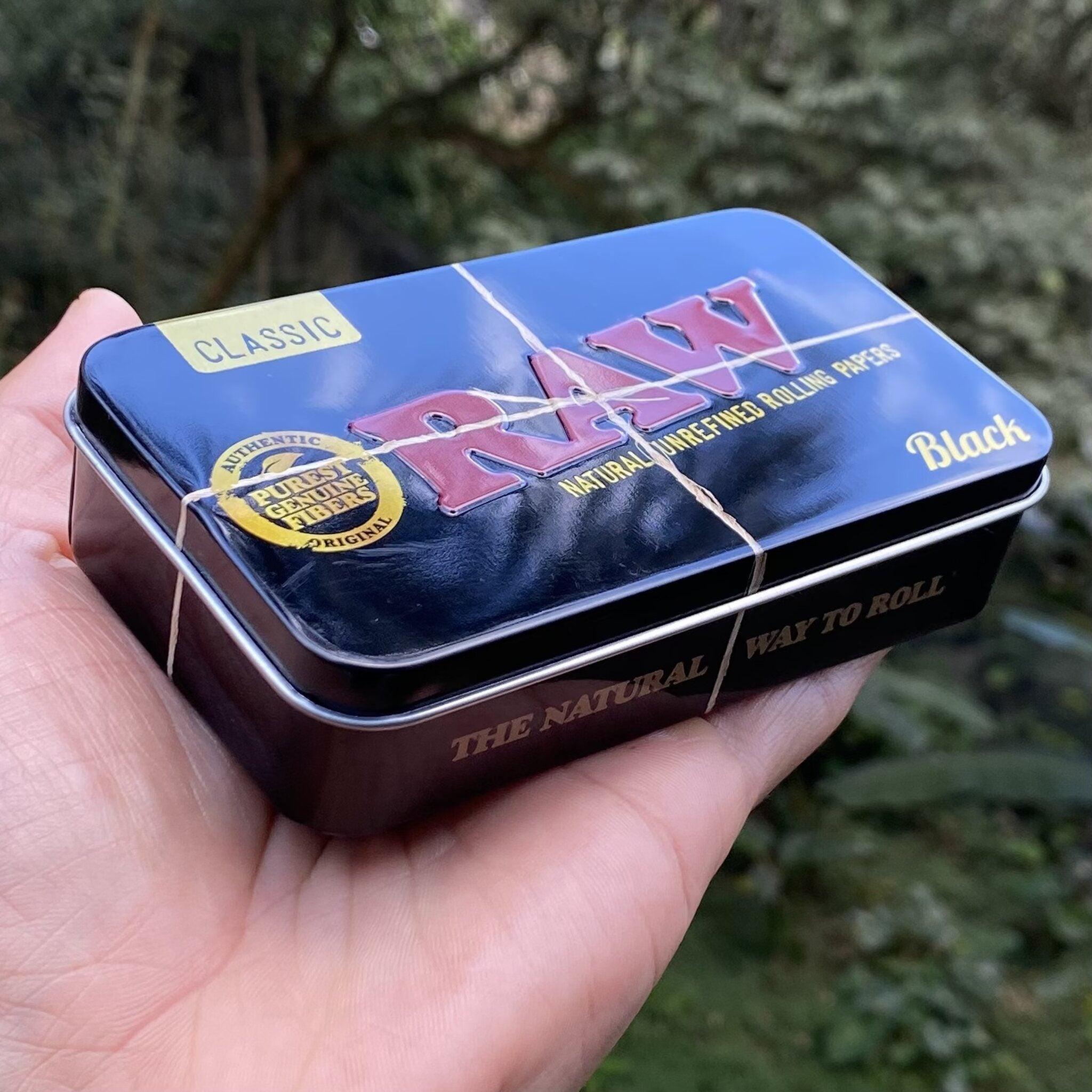Kit Raw Black – Tin
