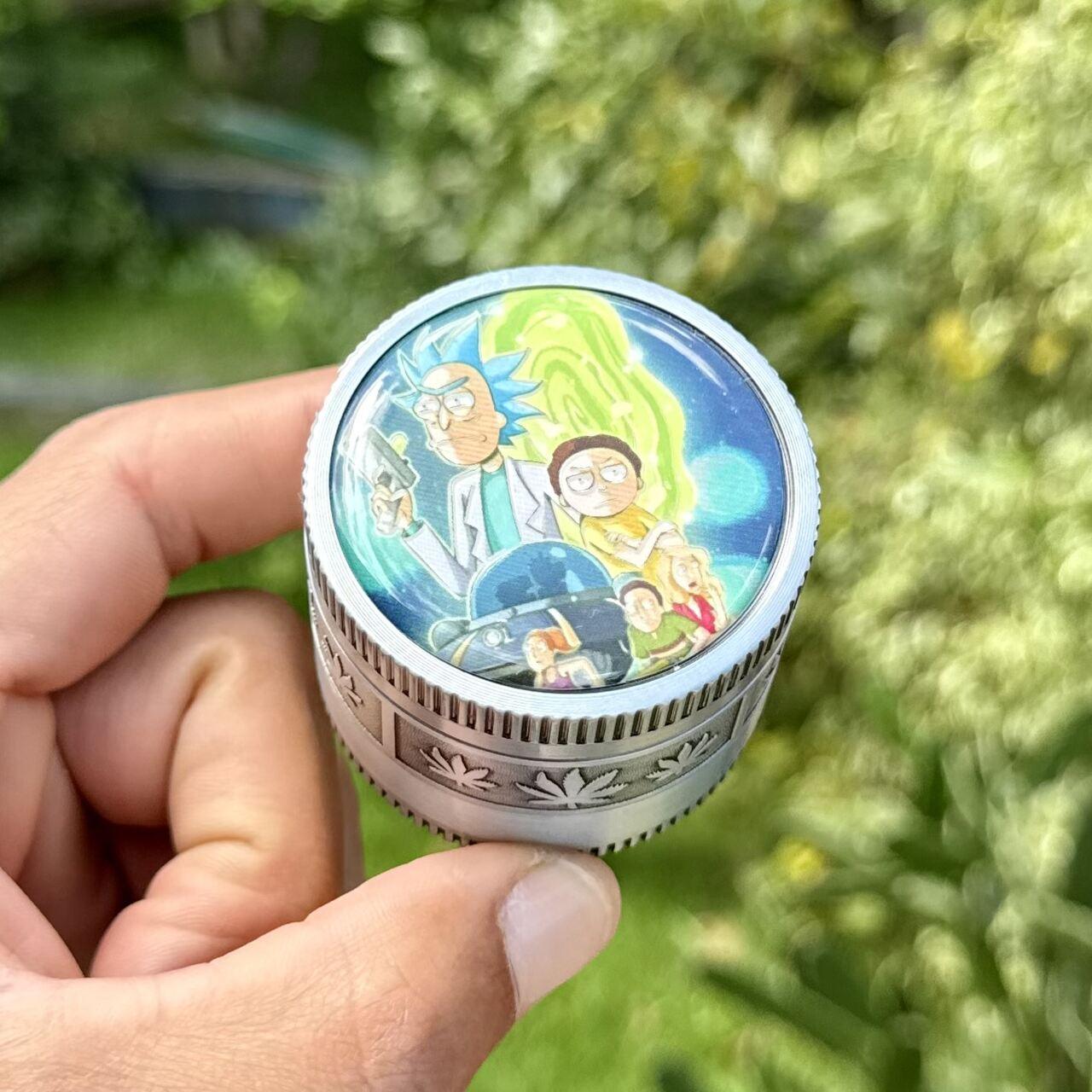 Rick and Morty Grinder – V