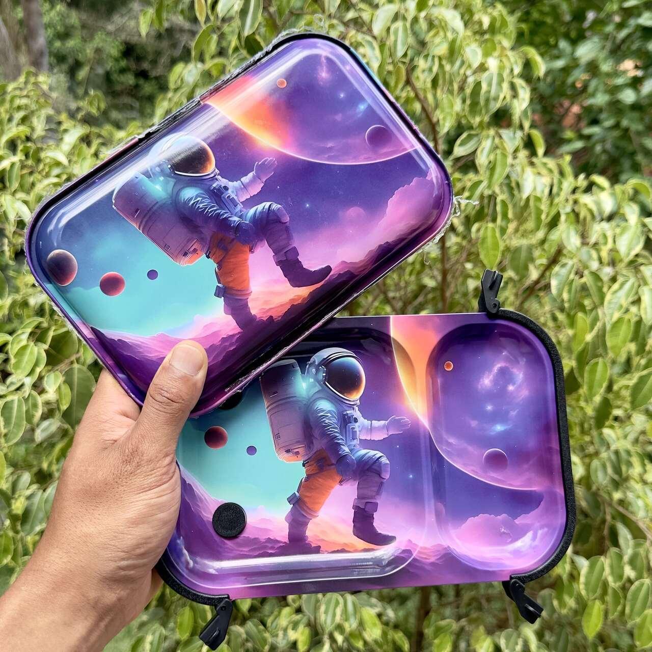 Large Tray with Stand and Lid – Astrobrisa