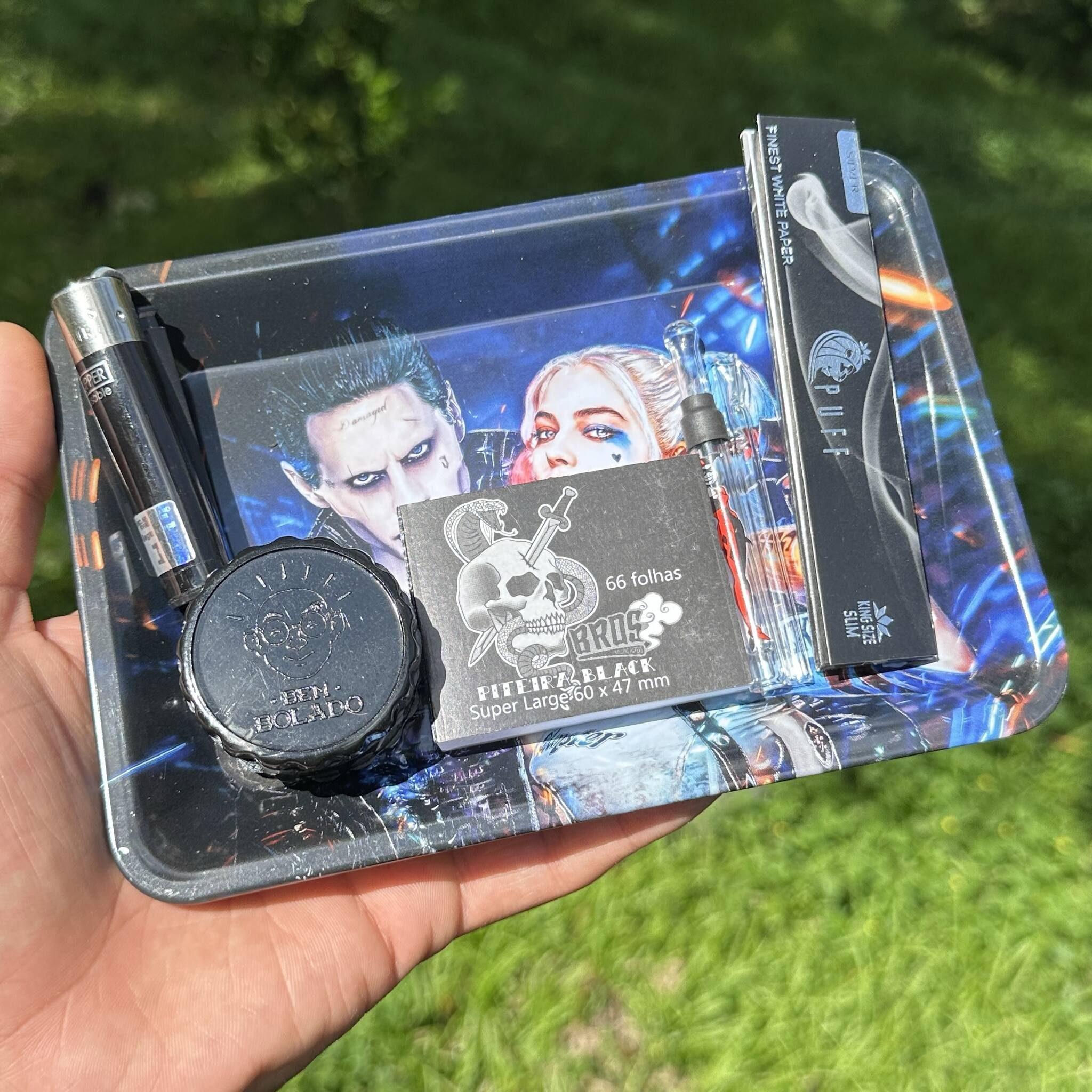Mad Love Kit - Harley Quinn and Joker Metal Tray
